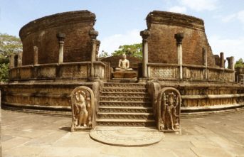 vatadage polonnaruwa