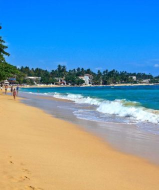 walk in Mirissa beach