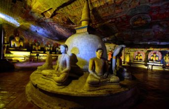 dambulla cave temple stupa