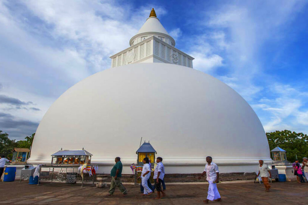 Kiri Vehera stupa