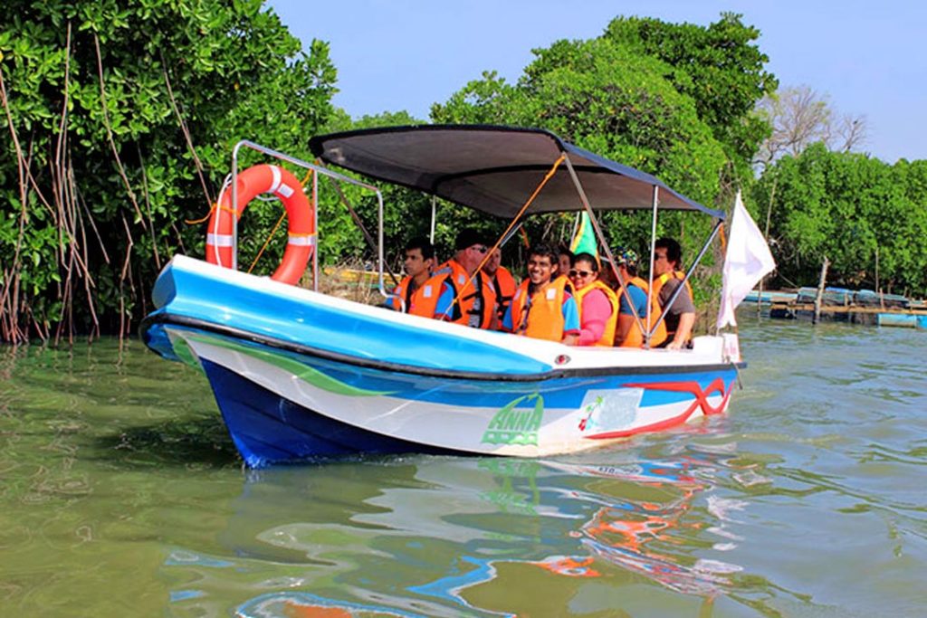 negombo lagoon boat trip price