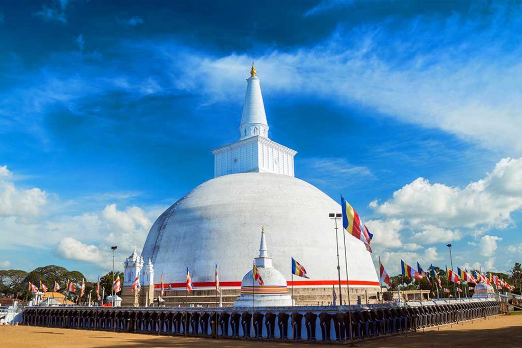 Ruwanweliseya Stupa